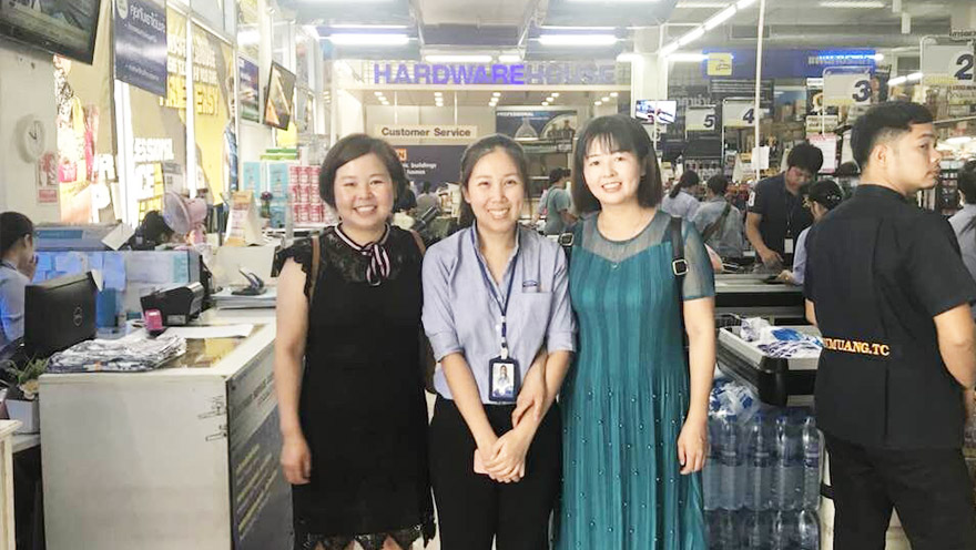 泰国五金工具连锁超市夜光胶带应用案例！